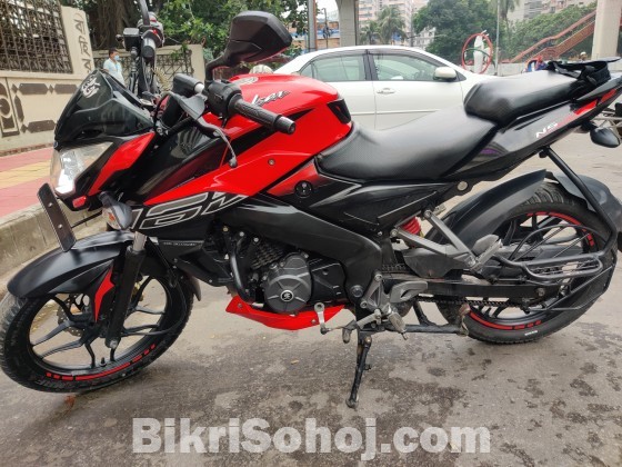 Bajaj pulsar NS 160